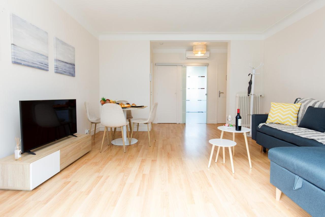 Home A Yourhosthelper Cannes Exteriér fotografie