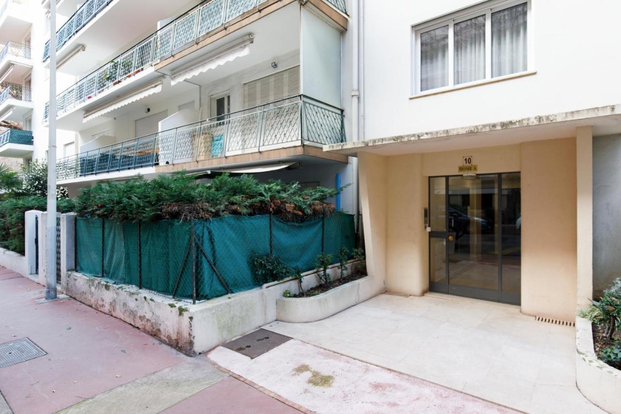 Home A Yourhosthelper Cannes Exteriér fotografie